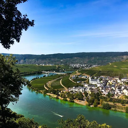 Alter Posthof *